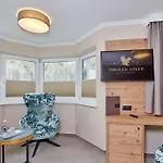 Aparthotel Alp Tiroler Adler 4*