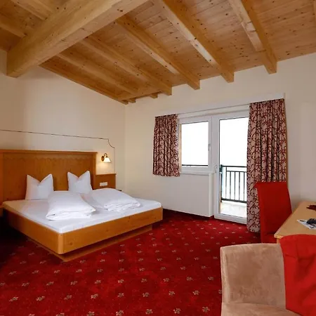 Alp Tiroler Adler Apart Otel 4*