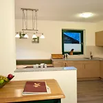 Alp Tiroler Adler Apart-hotel