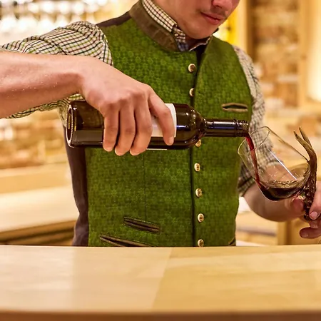 Apartmanhotel Alp Tiroler Adler