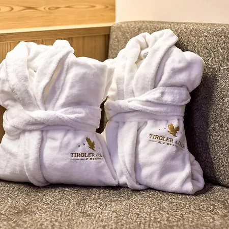 Alp Tiroler Adler Aparthotel