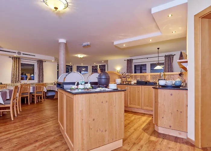 شقة فندقية ألب ريزورت تيرولر أدلر