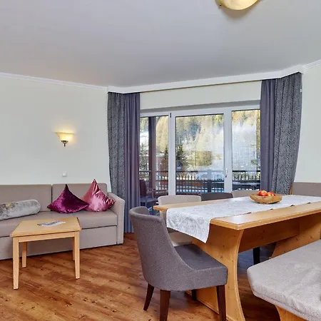 Alp Tiroler Adler Aparthotel Sölden