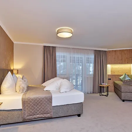 شقة فندقية ألب ريزورت تيرولر أدلر